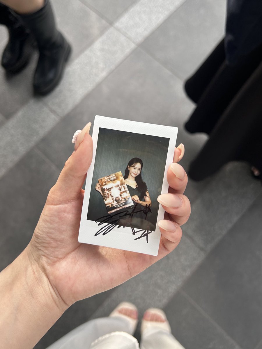 少女時代　ユナ　サイン入り　チェキ　写真 メッセージ付き 2025年最新】ユナ 直筆サインの人気アイテム - メルカリ