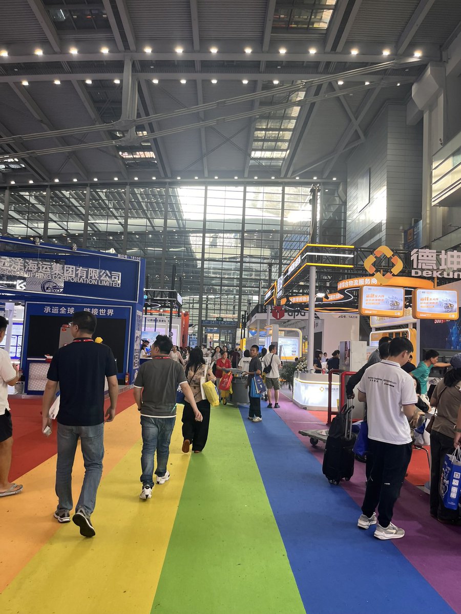 malenna7's tweet image. Revisando las opciones de logística para que la carga llegue segura. 🚢
@Prodidec