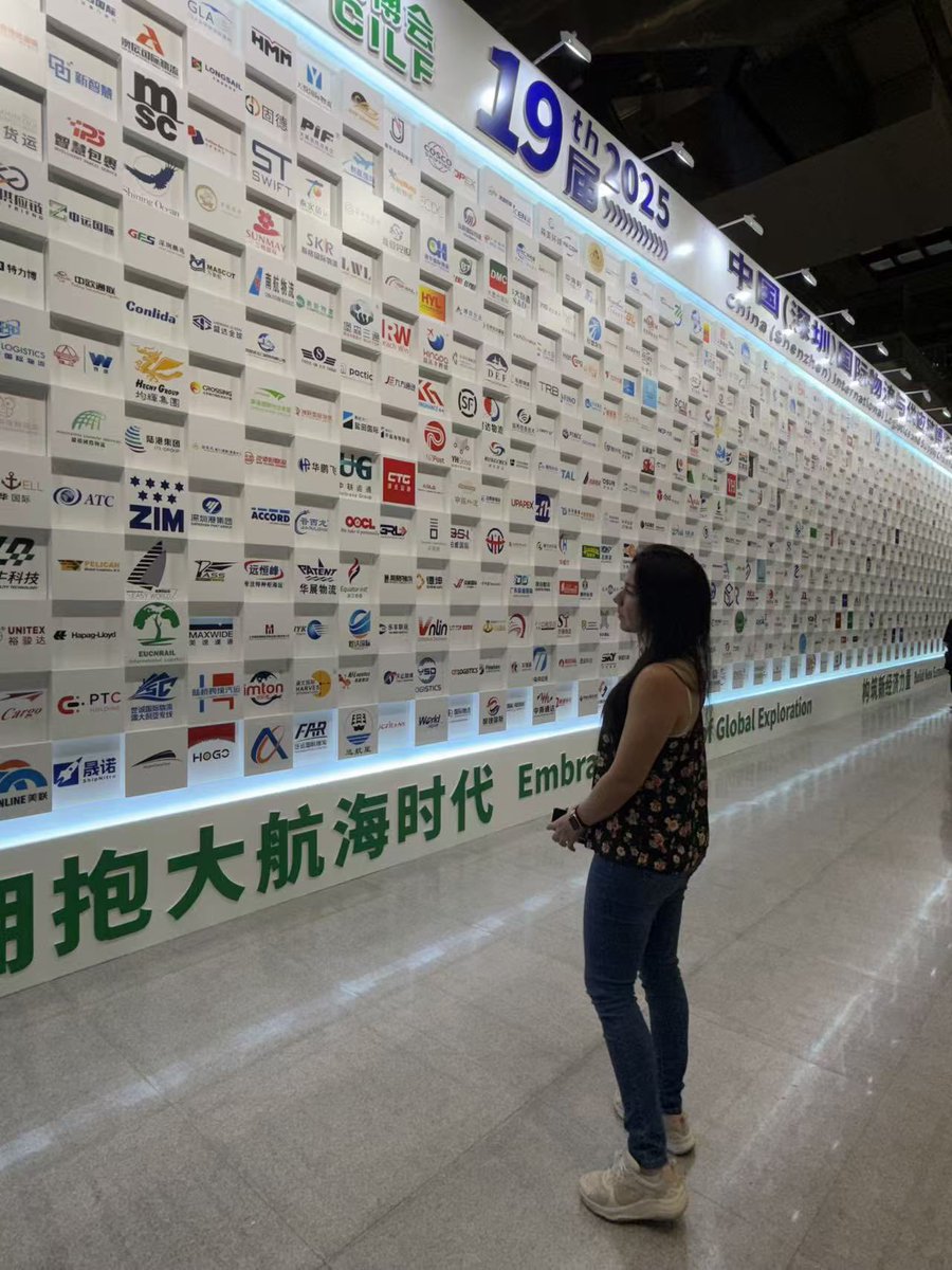 malenna7's tweet image. Revisando las opciones de logística para que la carga llegue segura. 🚢
@Prodidec