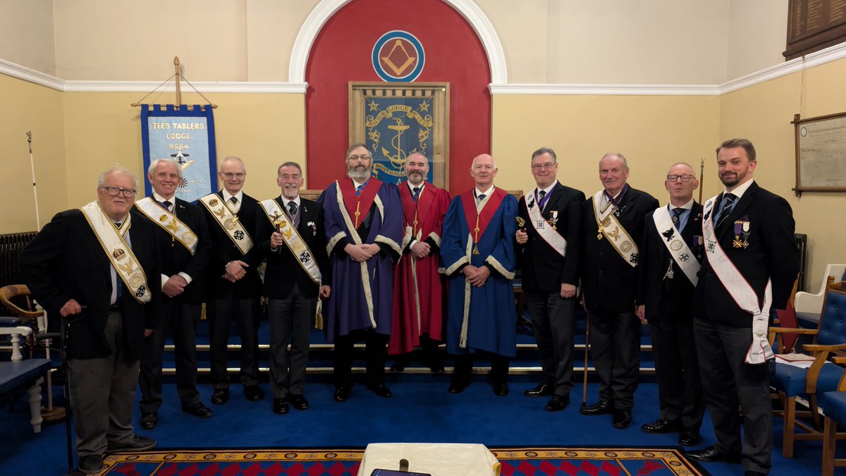 Anchor1337's tweet photo. Anchor Chapter hosted members of the Red Cross of Constantine who gave us a very interesting and thoughtful presentation. After that we enjoyed each other's company at our festive board https://t.co/50qcNx8sa9