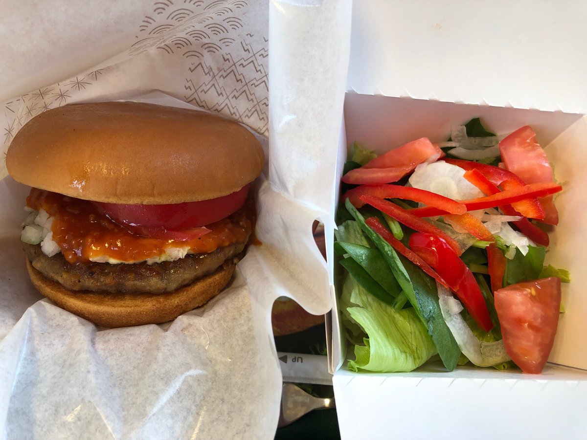 I'm at モスバーガー 第2阪和和泉店 in 和泉市, 大阪府 app.foursquare.com/share/checkin/…