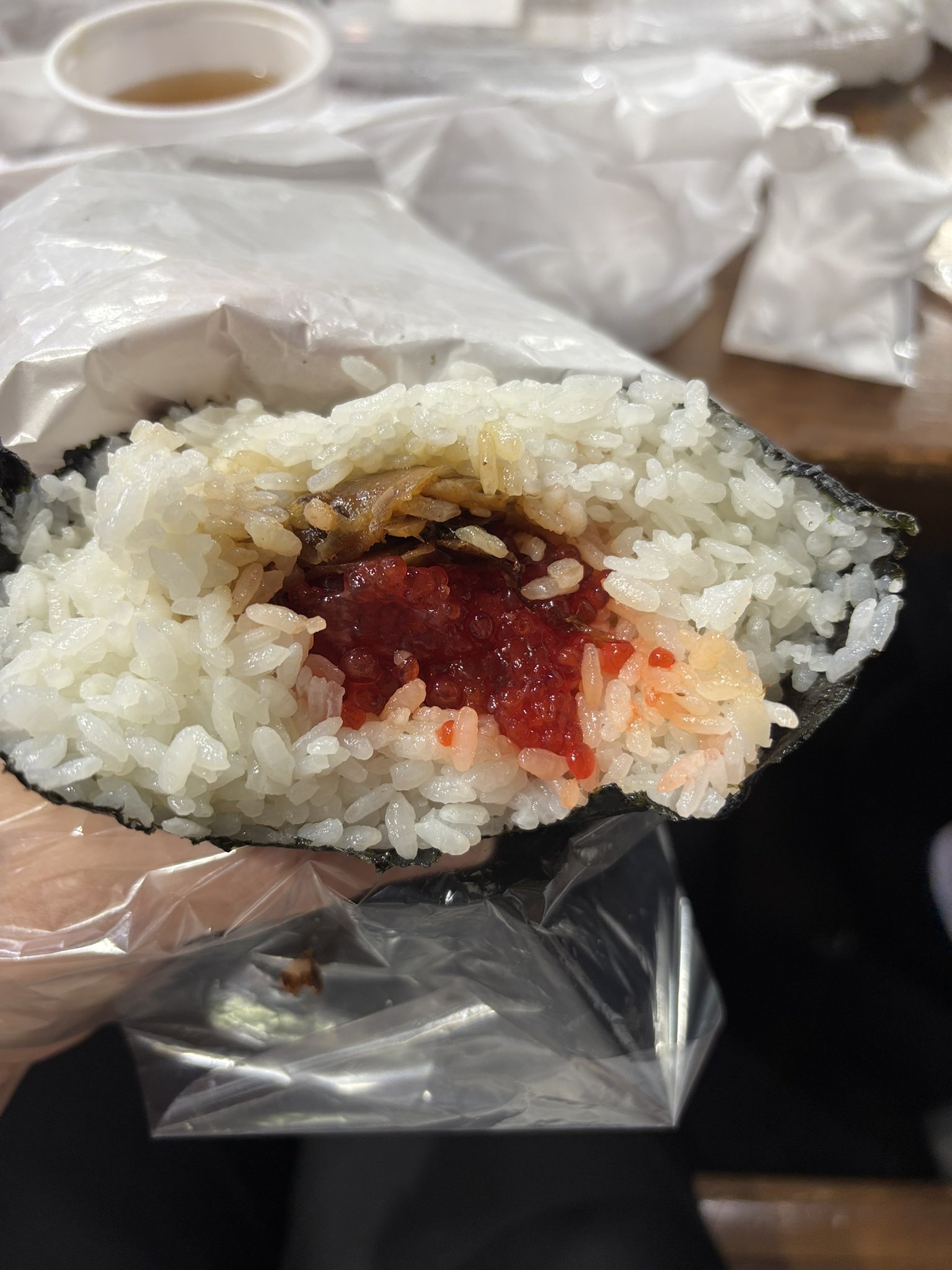 爆弾おにぎり 佐川高校「さくらガールズ」とローソンが共同開発したお弁当発売