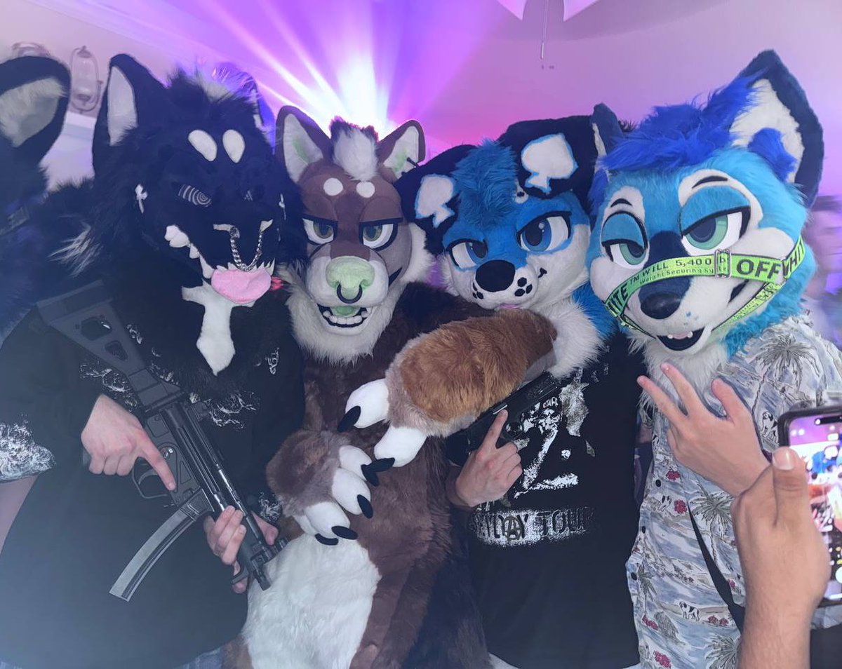SpadeDoggo's tweet image. Dallas does it better