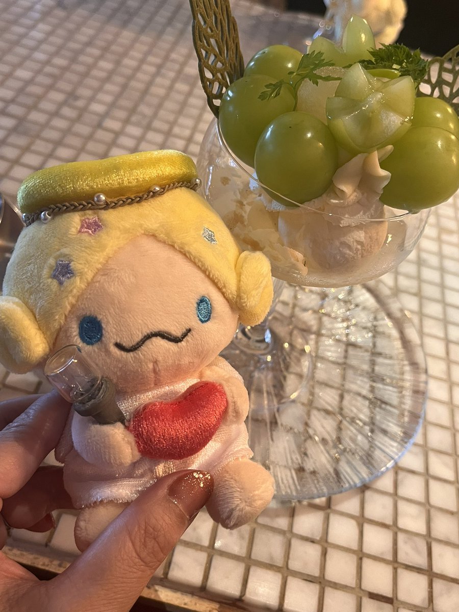 prinjam_m's tweet photo. 昨日は久々に #BACCHUS にてしょせJAMさんと３人で🍽️ 
そしてこの日のﾒｲﾝは #THENEWNORMAL  のｼｬｲﾝﾏｽｶｯﾄﾊﾟﾌｪ‼︎
しょせの座った席で、同じ物を堪能‼︎
あ〜美味しかった楽しかった💕
1日の最後は #Venue101  💛
もぅ、最高の1日になりました👼💕
#大平祥生　#JO1  @official_jo1 https://t.co/2EhZB6HlJJ