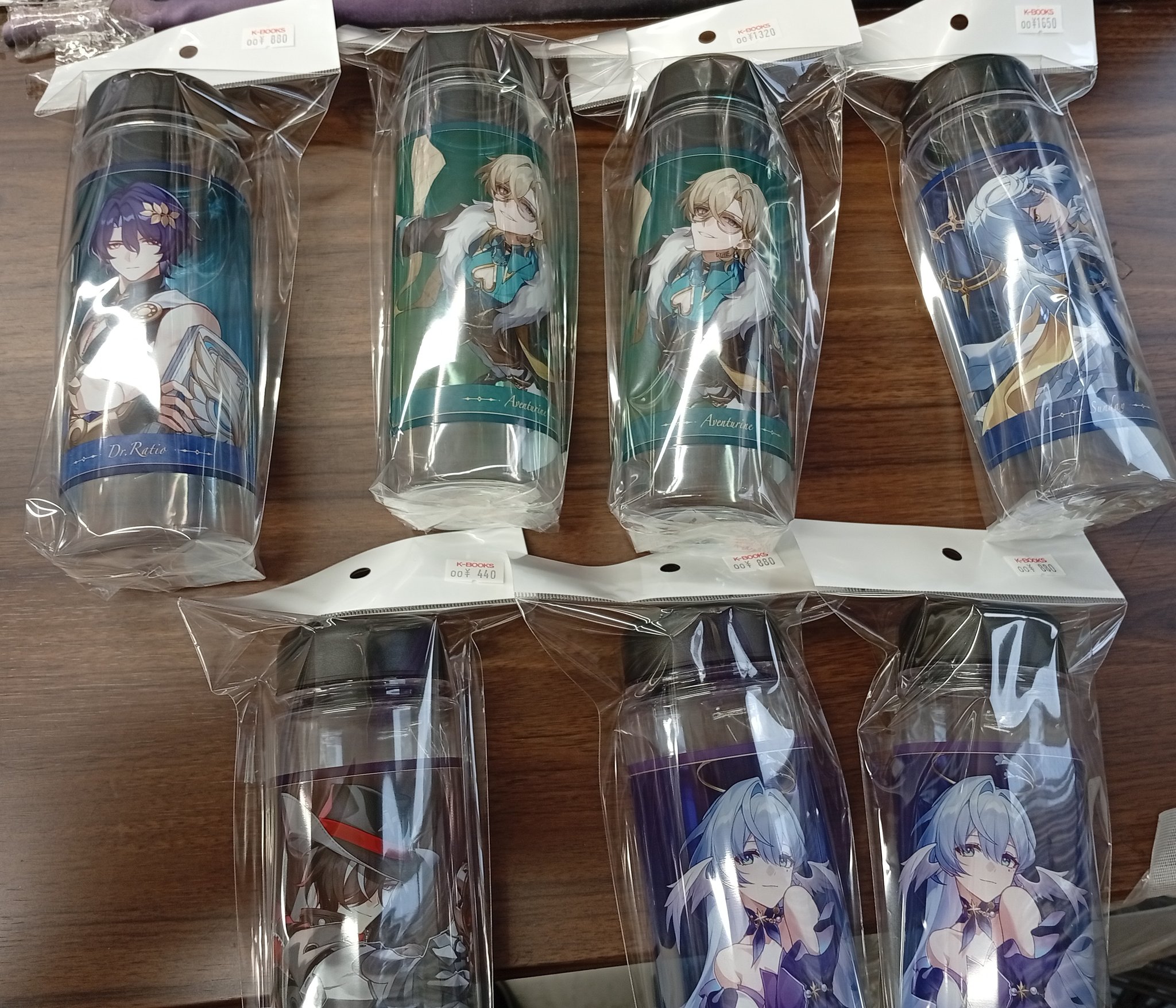 【新品未使用】スシロー × 崩壊 スターレイル クリアボトル ＆ 限定すし皿 新品未使用】スシロー × 崩壊 スターレイル クリアボトル