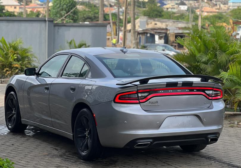Autorush2's tweet image. 🚘: FOREIGN USED 2017 DODGE CHARGER SXT
💰: 24,500,000 NAIRA ($15.8k) ONLY

TO BOOK AN INSPECTION;
CALL: 07041468482