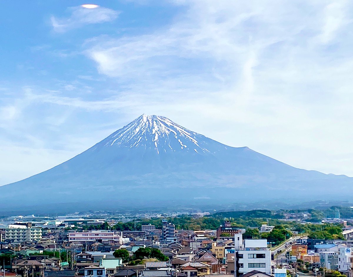 chi_na_514's tweet photo. アパホテルから富士山見えて🗻テンション上がったー！ https://t.co/wG5FT2WEx7