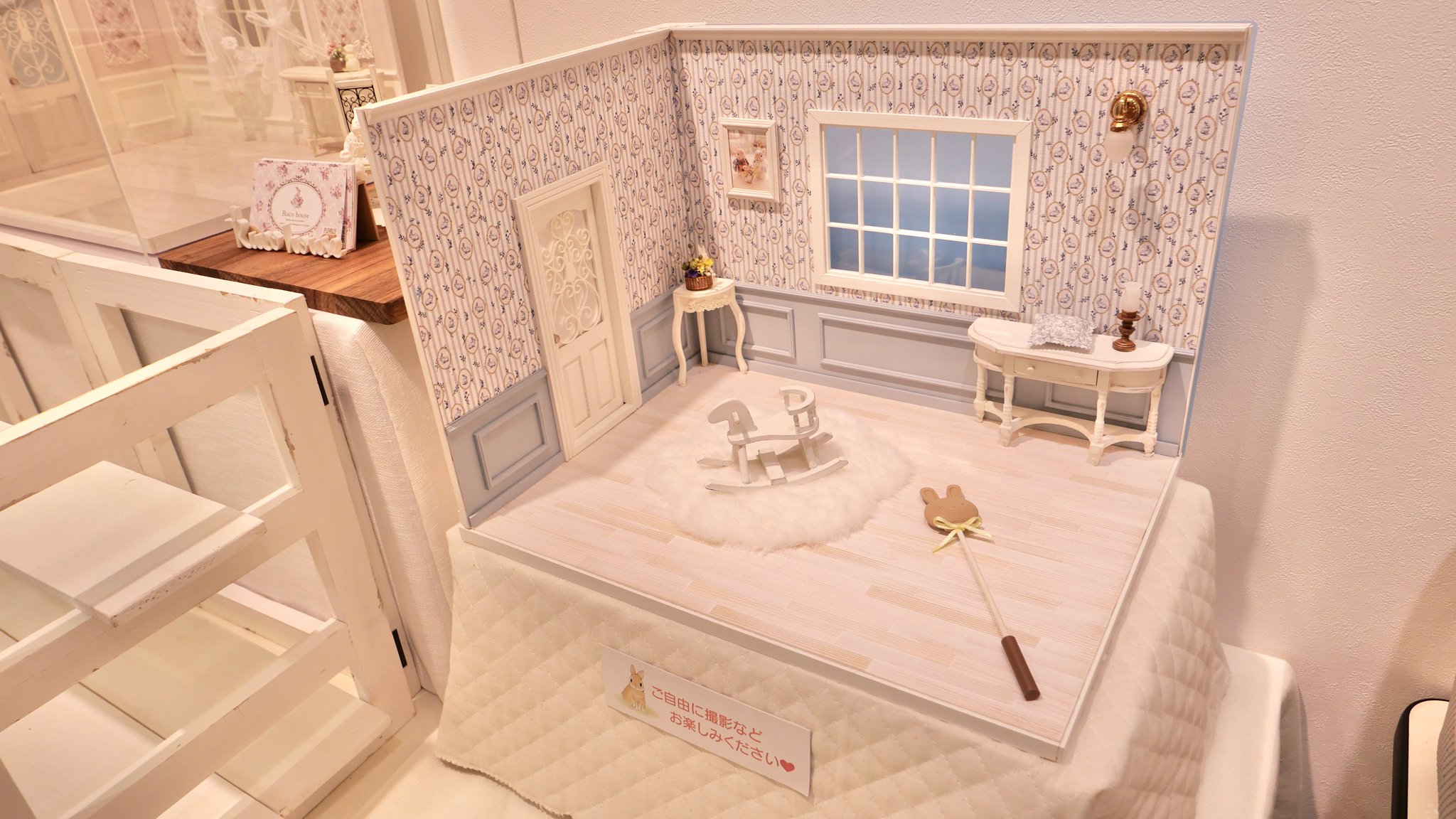 NO.107 雪うさぎ様♡オーダー専用　ブライス  階段付きドールハウス NO.107 雪うさぎ様♡オーダー専用 ブライス 階段付きドールハウス