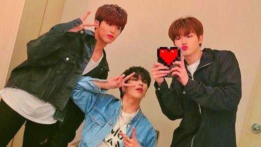 happiest birthday to #PARKJEONGWOO 🥳💙

JEONGWOO Light Up Our World 
#Love2Our1AndOnlyJeongwooDay
#익산의자랑_쩡쩡이_생일
#ジョンウの歌にメロメロパラダイスー