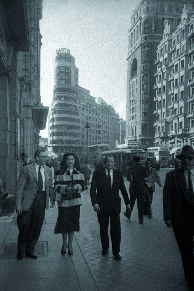 Buenos días. 
Tal día como hoy se prohibía meter cadáveres en el interior de las iglesias,  si quieres saber más sobre esta curiosa prohibición y más cosas de este día, entra y te cuento.
demadridalanube.com/2017/09/efemer…