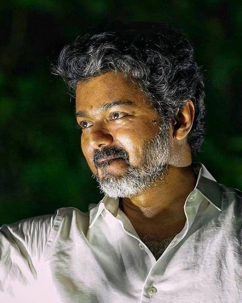 விஜய் அண்ணாவை வீழ்த்த ஆயிரம் வழிகள் உண்டு, அதில் வேறு ஏதாவது ஒன்றை செய்திருக்கலாம், இப்படி எங்கள் சொந்தங்களின் உயிரை பறித்துத் தான் அவரை வீழ்த்த வேண்டுமா, 💔 💔 God Is Blind 
#TVK #WeStandwithVijayAnna #WeStandWithVIJAY