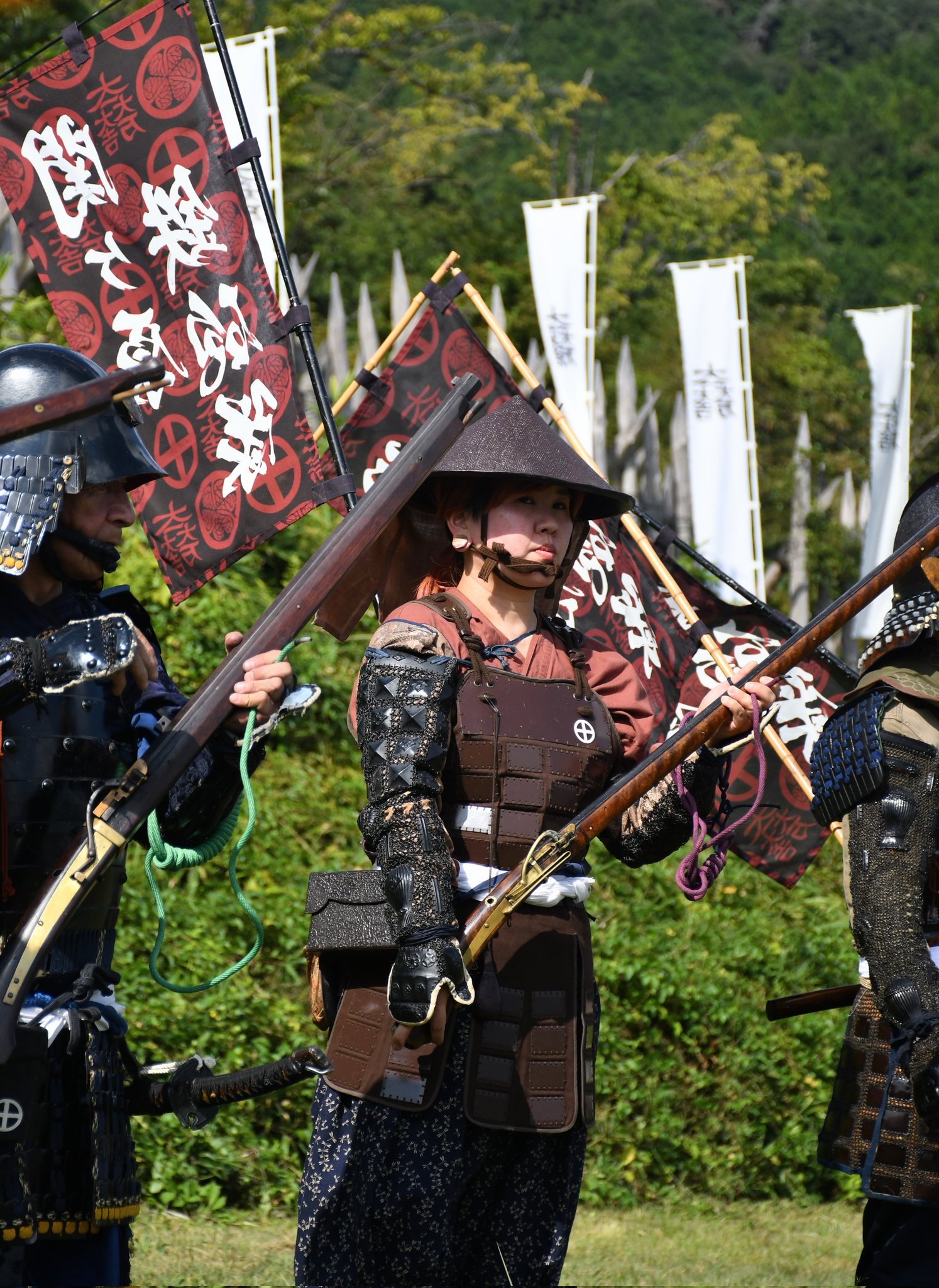 鉄砲隊　火縄銃　煙硝入　B2 宮坂考古館｜火縄銃