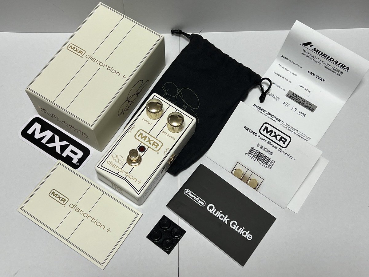 SDMF_Inc's tweet photo. っつーこって、

MXR RR104C
Randy Rhoads 
Concorde distortion+

無事入手です✨

Jackson Concorde Vを筐体にデザインした仕様‼️ メタルノブにパーツも全てがゴールドパーツ‼️

縁の下を右寄りにする事で非対称のVを視覚的にイメージさせてるの好き😊

@JimDunlopJP @moridaira_mi 
#MXR #RR104C https://t.co/KBUdXTgJYc