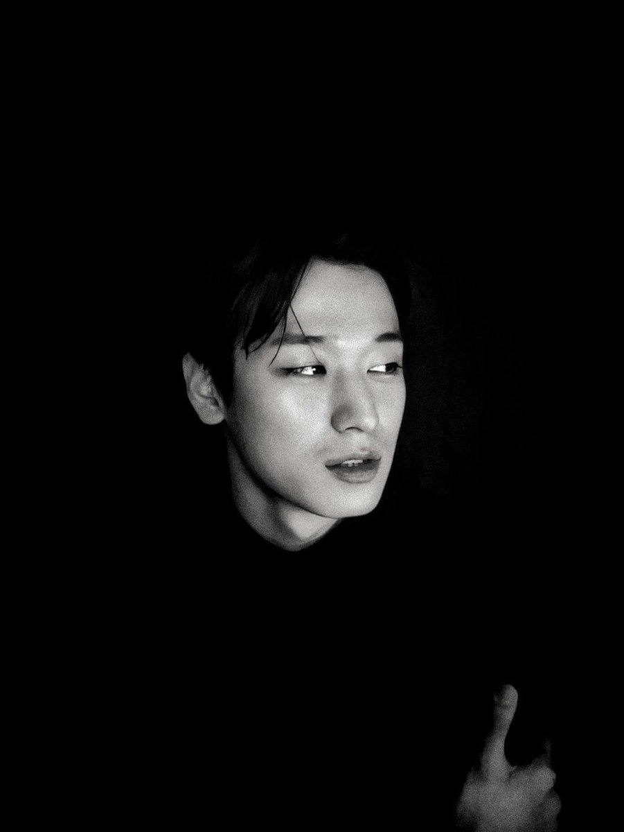 Madnesstism's tweet image. MAHESWARA RAKA, 1998. 
I roam untamed, chasing bonds with as many souls as the wind may grant me. Some call me apathetic, yet others swear I am a harbor for stories worth sharing. Care to find out for yourself? 
ㅤ
ㅤ