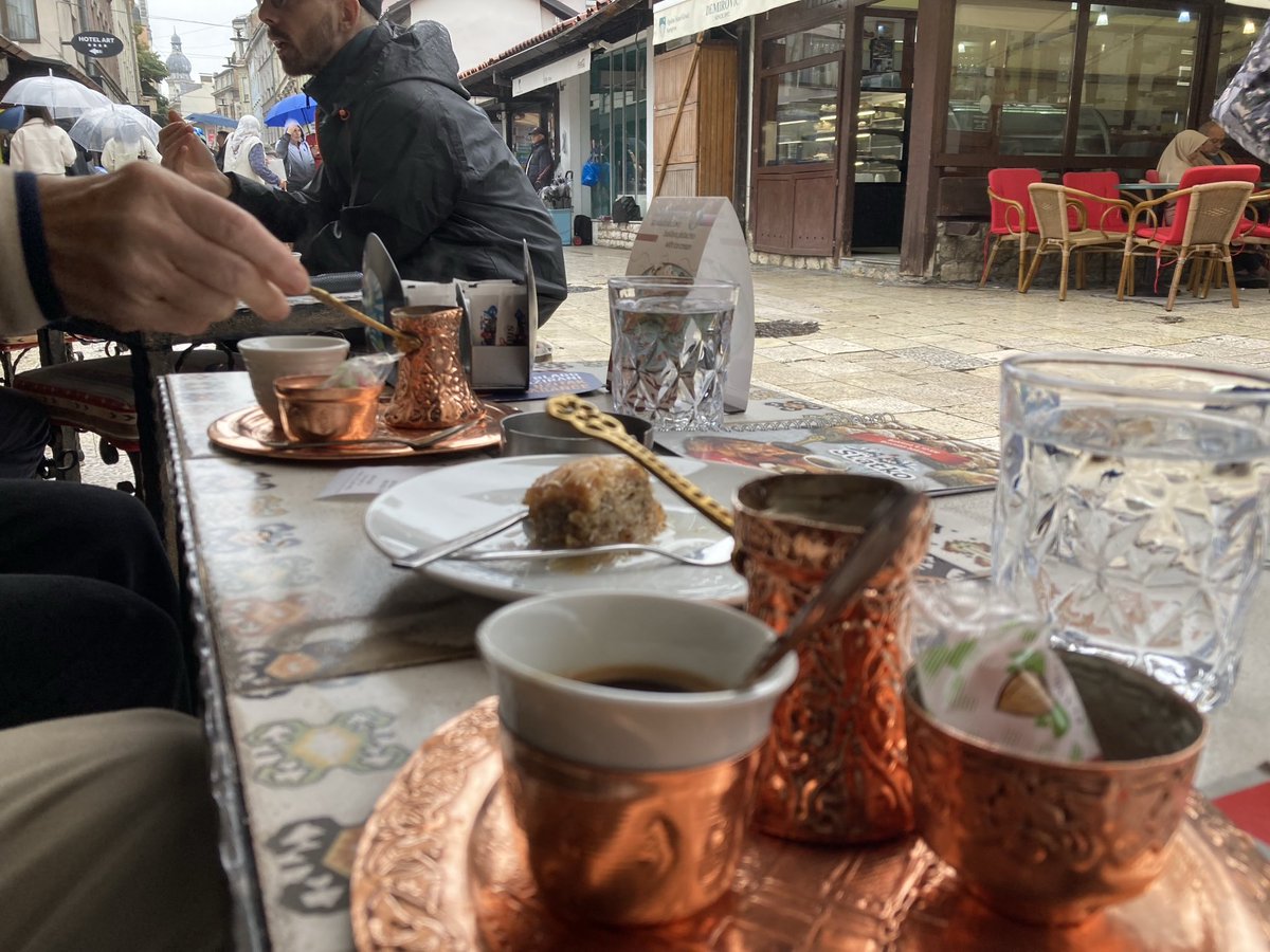 Via charmiga staden Ptuj i Slovenien 🇸🇮 blev det tåg/buss till mångkulturella Sarajevo i Bosnien- Herzegovina 🇧🇦