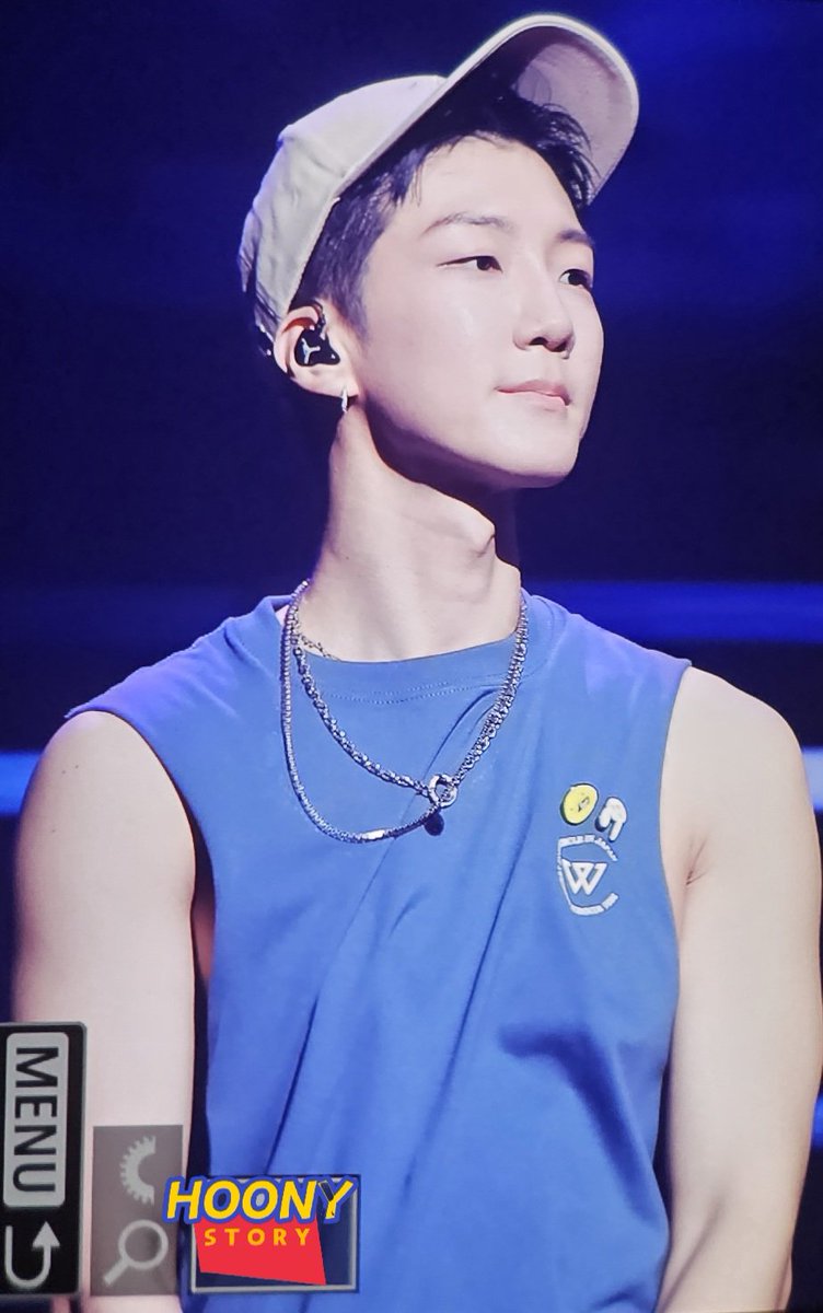 250928 KOBE
사진 찍어서 행복해요💙
#IN_OUR_CIRCLE_JAPAN
#이승훈 #HOONY #위너 #WINNER <a href="/official_hoony_/">official_hoony_</a>
