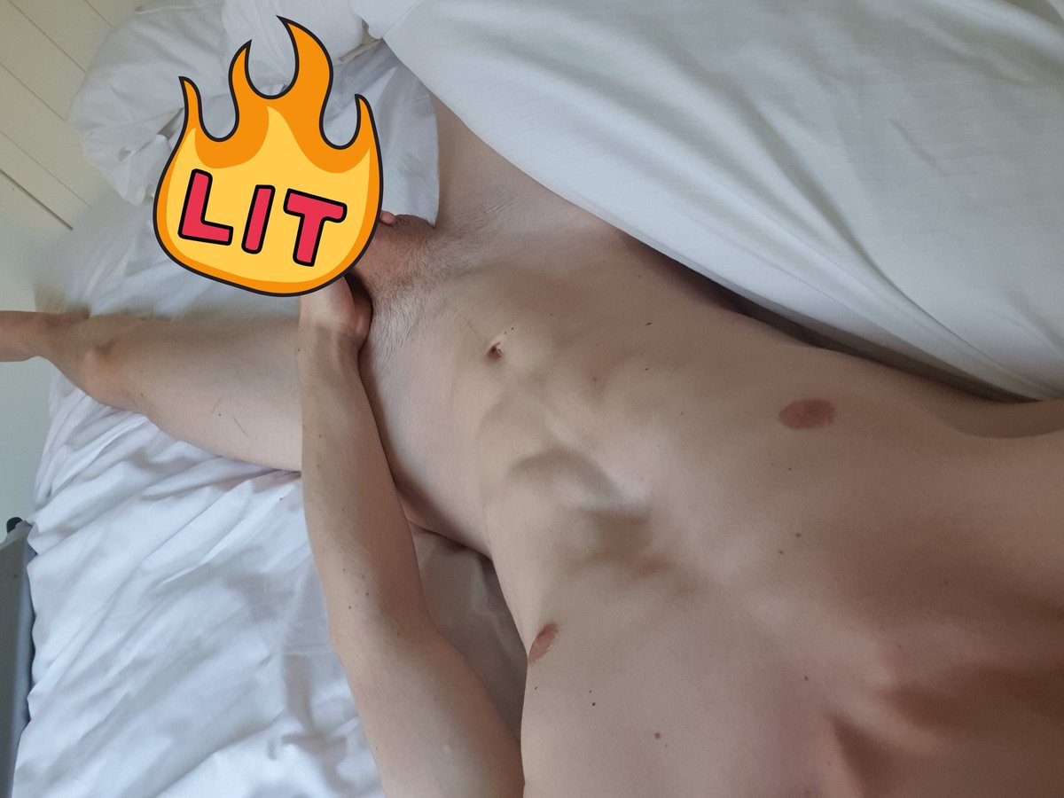 More of it on my Onlyfans sweethearts😚🥵