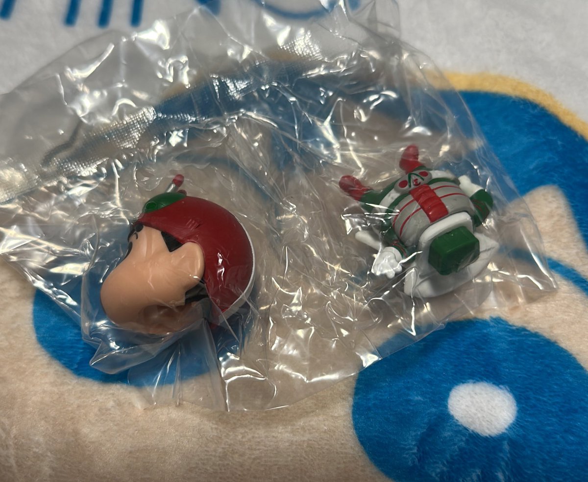 【交換】クレヨンしんちゃん × KAMEN RIDER コラボレーションフィギュアコレクション　ガチャ　交換　しんちゃん　仮面ライダー　ガシャポン

譲…🧡仮面ライダーV3
求…❤️仮面ライダーBLACK

郵送または、都内手渡し要相談。
手渡しの日程が合わない時は郵送にて対応していただける方。