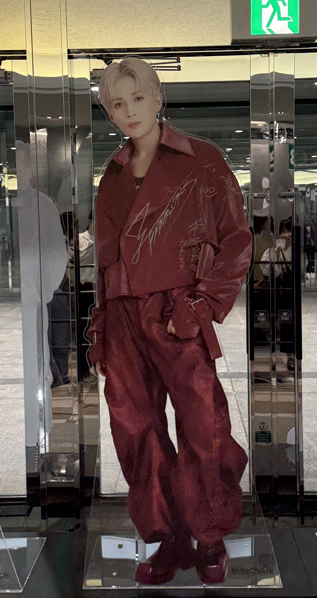 やたゆページ 5/12(金)12:00～再販売決定!!】八木勇征1st写真集『CONTACT