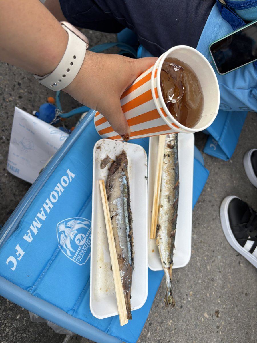 nachu524nachu's tweet photo. 気分が良い\( ˙▿˙　)/

秋刀魚美味しかった😋

今日ゎ浮かれます←

 #横浜FC
 #yokohamaFC
 #yokohamafc https://t.co/yHyqCvFk6P