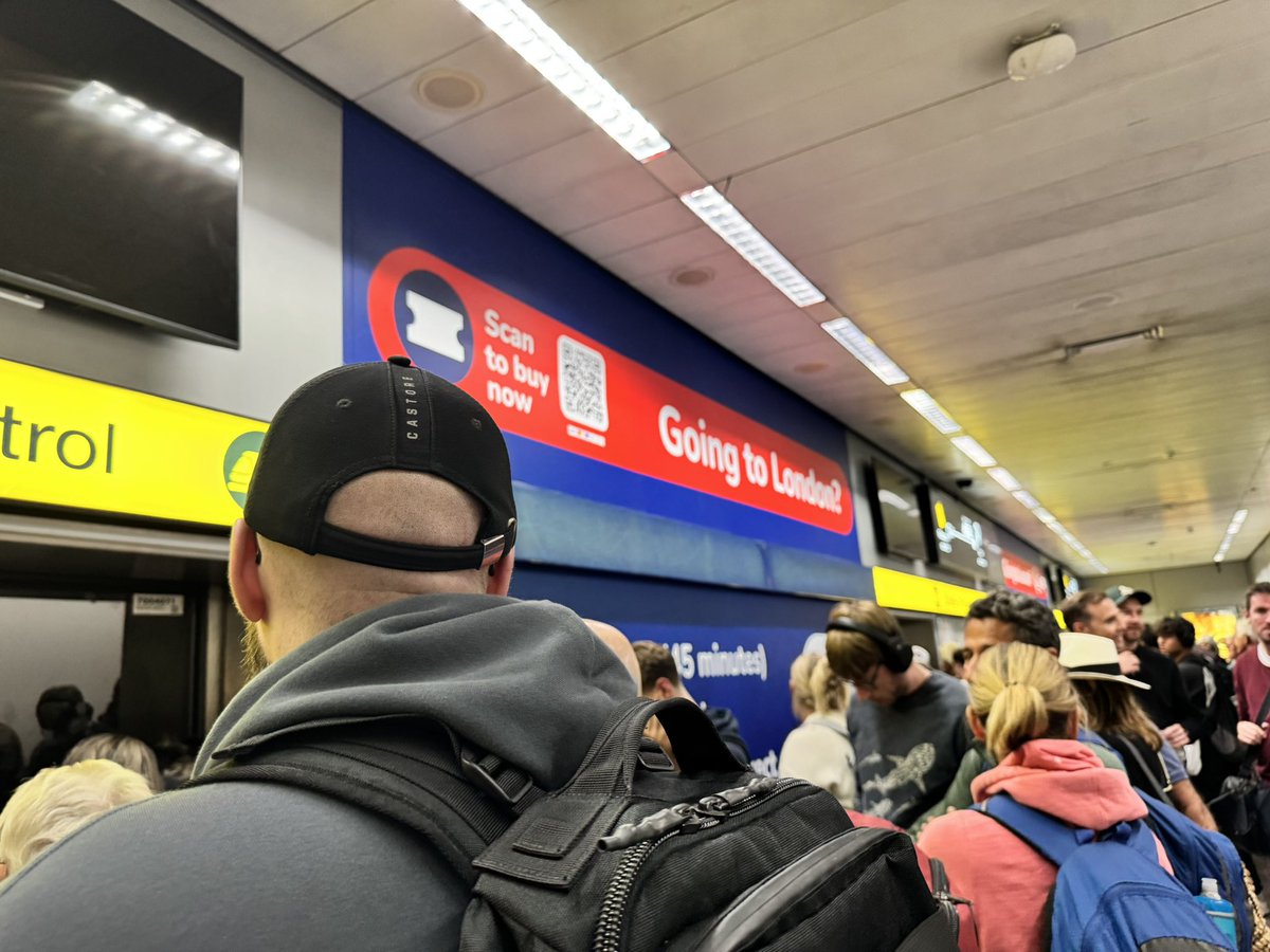 Jase_OT's tweet photo. @STN_Airport are your shuttle trains working today?

Been waiting ages, no updates , TV screens not working, zero communication.

#stanstedairport #jet2holiday https://t.co/oGw5doq421