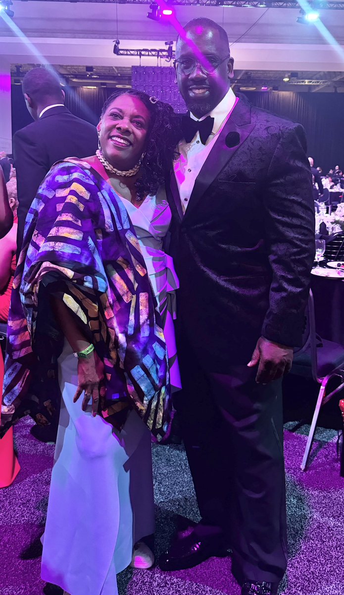 Good friends, good leaders, finding a moment of joy through the struggle.

Like the Phoenix will shall rise again.  Enjoyed the <a href="/CBCFInc/">CBCF Inc.</a> PHOENIX DINNER! 

<a href="/AFTunion/">AFT</a> #Madeforthismoment
