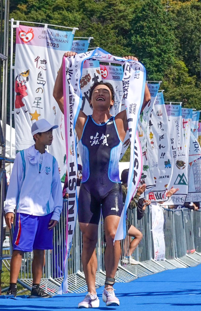 gen0326_sr's tweet image. 2025年滋賀国スポ優勝しました🥇
生まれ育った地元滋賀県で開催ということで、沢山の方の想いを背負わさせて頂いて、スタートラインに立って、最高の結果を残せて本当に嬉しいです。
皆様ありがとうございました❗️