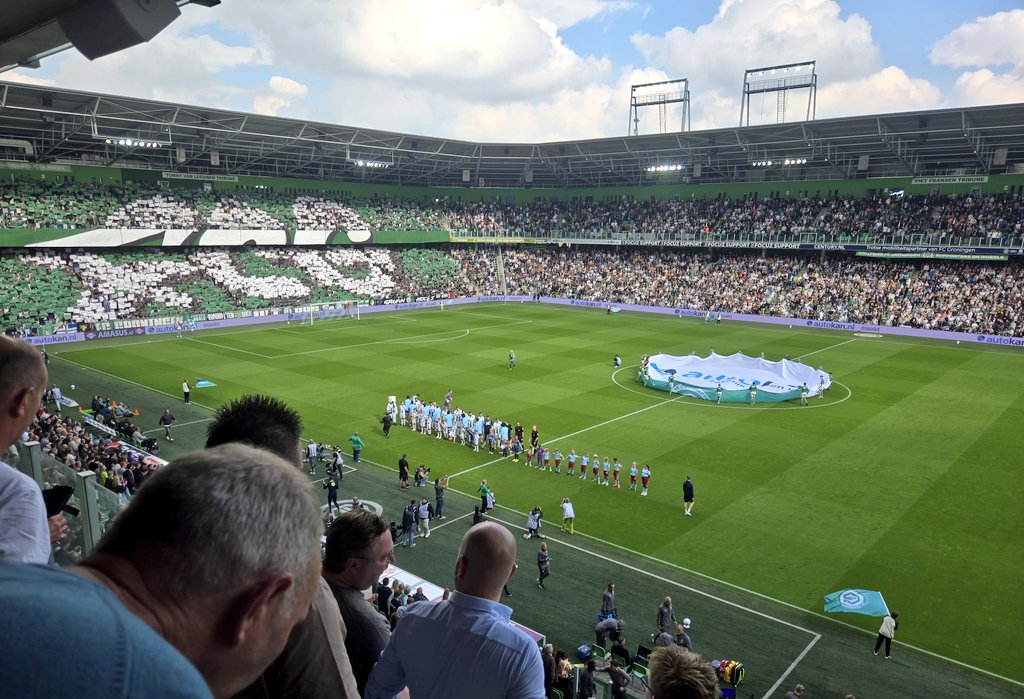 Weer een middagje Euroborg. Met dank aan <a href="/alexboer1/">alex houwing</a> 
#grofey #trotsvanhetnoorden