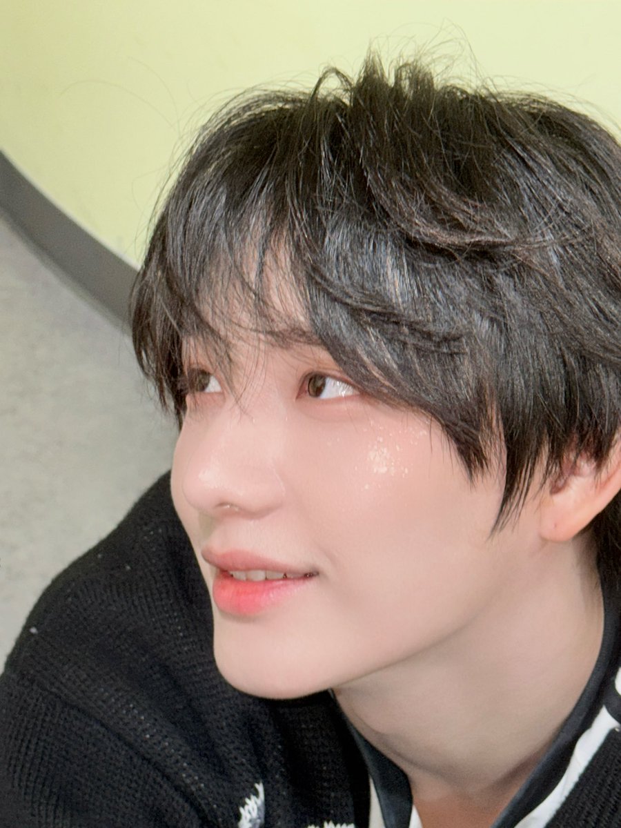 XODIAC_MEMBERS's tweet photo. [#씽]

Close with me (26)
막팬~~
#closewithme 

#XODIAC #소디엑 #SING #씽 https://t.co/8gvCGBZ9lB
