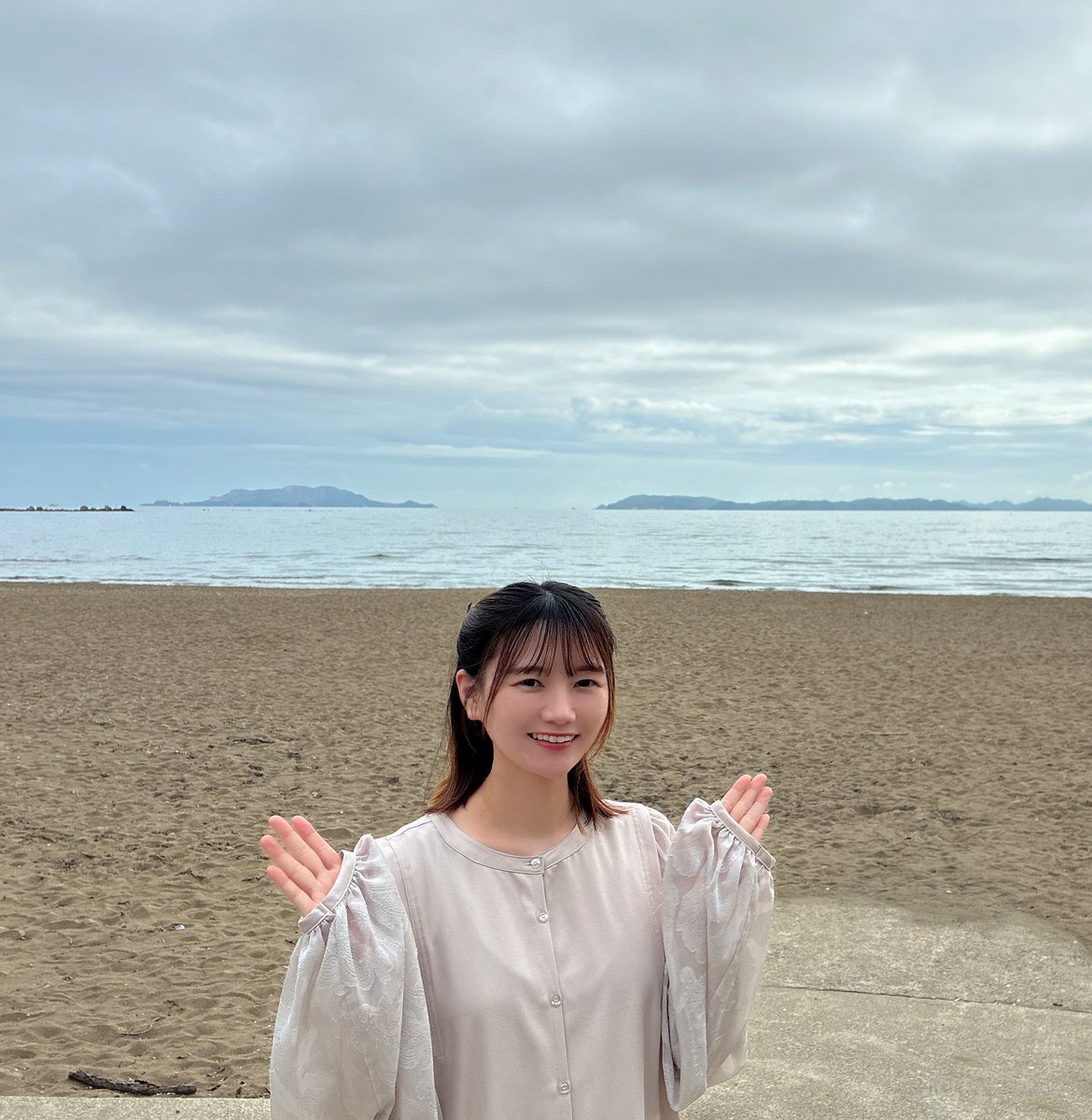 9asuka28's tweet photo. 誕生日を迎える事ができました🎂朝から沢山のメッセージありがとう✉✍ https://t.co/cHsgGq2Otn