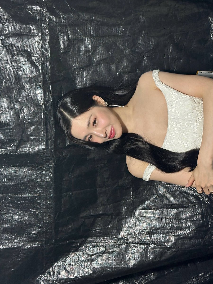 TiffanyProjects's tweet photo. Tiffany Young instagram 

🦢🦢🦢🦢🦢🦢

#TiffanyYoung #티파니영 #티파니 #young1
#MCTiffanyx2025YDDR https://t.co/ckCNQa0K4G