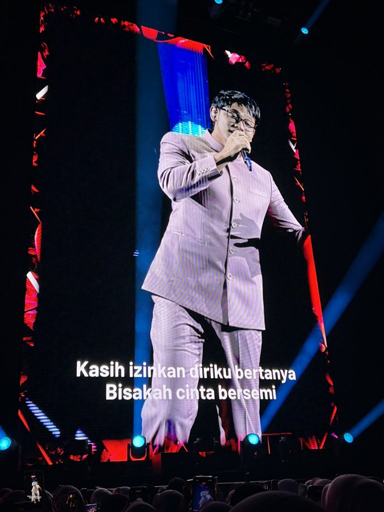baebeejeong's tweet photo. KHAI BAHAR NYANYI IMPIAN KASIH #Inteam https://t.co/MorFcBPmMx