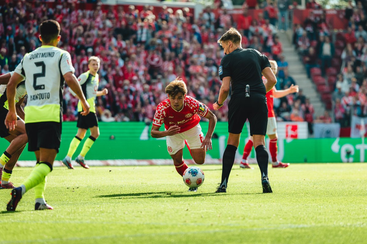 mainz05_jp's tweet photo. 切り替えて木曜日のカンファレンスリーグに臨もう!
#マインツ05 #M05BVB #佐野海舟 https://t.co/NjNbqSxCNr