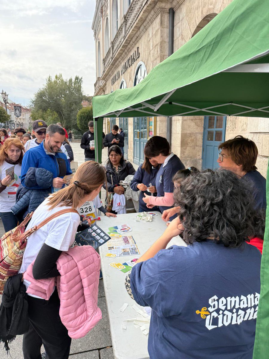 Esta mañana se ha celebrado la I Marcha Cidiana que ha discurrido por los hitos que tienen relación con el Cid en Burgos. 
Ni la lluvia de primera hora ha podido con los participantes que han dado lo mejor de si mismos durante el recorrido y en la llegada. ¡Gracias a todos! 👏🏼👏🏼