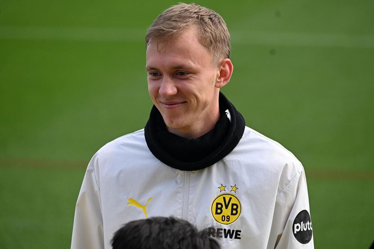 he’s like a polite cat