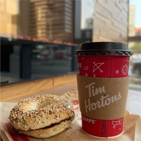 CalgaryObserver's tweet image. Sunday morning cheer:
While grabbing my bagel &amp;amp; coffee at local Tims, a stranger in the next car quietly paid for my order.
No spotlight, no thanks expected - just to spread cheer.
These little moments make our communities shine. 
This is my Canada 🇨🇦