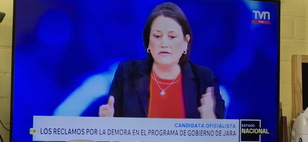 Increíble con la convicción que habla el equipo de Jara en #enacional sobre su plan de salud, cuando en 4 años en el gobierno lo unico que ha hecho esya coalición politica es agravar la crisis en toda la red pública de salud con grandes listas de espera y 0 soluciones