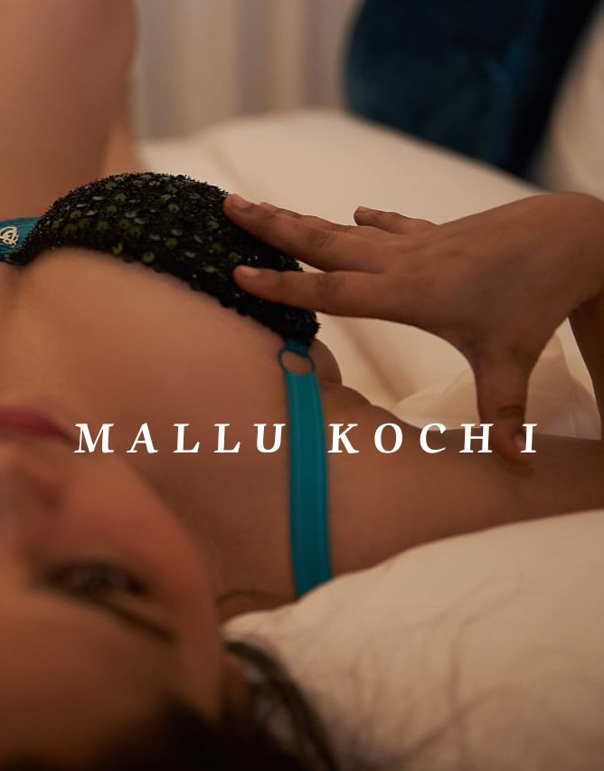 Ernakulam guys Dm me meet up available 
#ernakulam #kochi #meet #kerala #mallu #husbandandwife #wife #girl