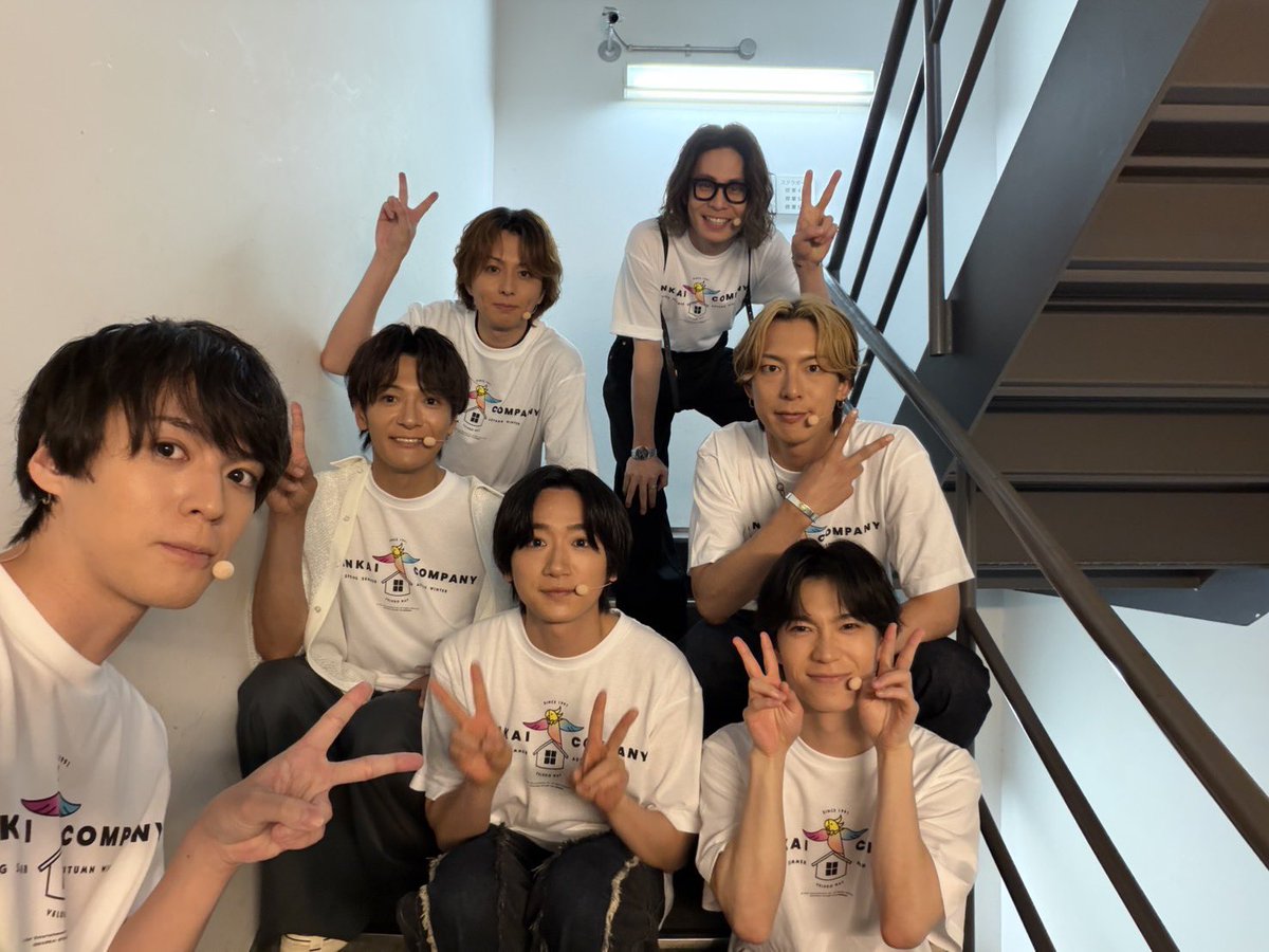 kandai_1021's tweet photo. MANKAI STAGE『A3!』
Bloom Fan Meeting 2025
ご来場、ご視聴ありがとうございました❄️

カントクと共に歩んできた道を振り返ることができ、本当に幸せでいっぱいです。
ありがとうございました！
ずっと満開で咲き続けていきますように✨

これからも運命共同体をよろしくね、カントク❄️
#エーステ　
#ファンミーティング