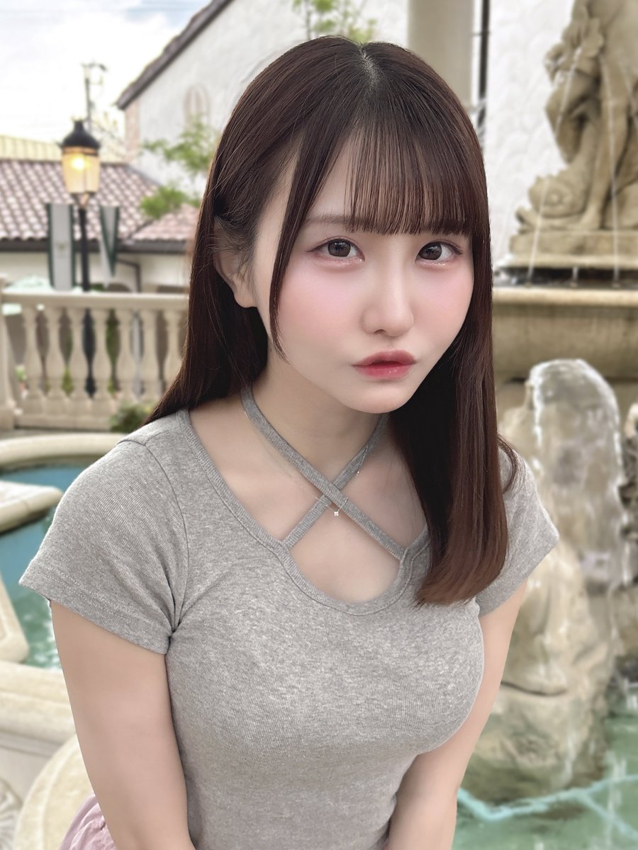 28歳 お姉さん 私服もすきですか？❤︎