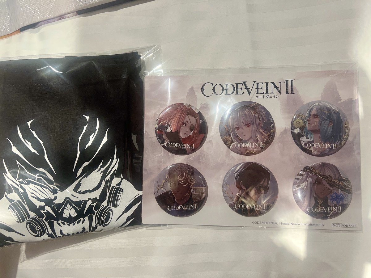 sac32492018's tweet image. TGS2日目　#CODEVEIN2
めちゃくちゃ楽しみにしていたブースでお写真撮らせていただきました🥺最高に幸せすぎてずっとキャッキャしてました❤️
テンション上がってフィギア付きのゲームをその場で予約させてもらいオンラインガチャ引かせてもらったら缶バッチセットとトートバッグが貰えてよりハッピー✌️