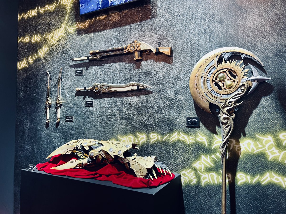 sac32492018's tweet image. TGS2日目　#CODEVEIN2
めちゃくちゃ楽しみにしていたブースでお写真撮らせていただきました🥺最高に幸せすぎてずっとキャッキャしてました❤️
テンション上がってフィギア付きのゲームをその場で予約させてもらいオンラインガチャ引かせてもらったら缶バッチセットとトートバッグが貰えてよりハッピー✌️