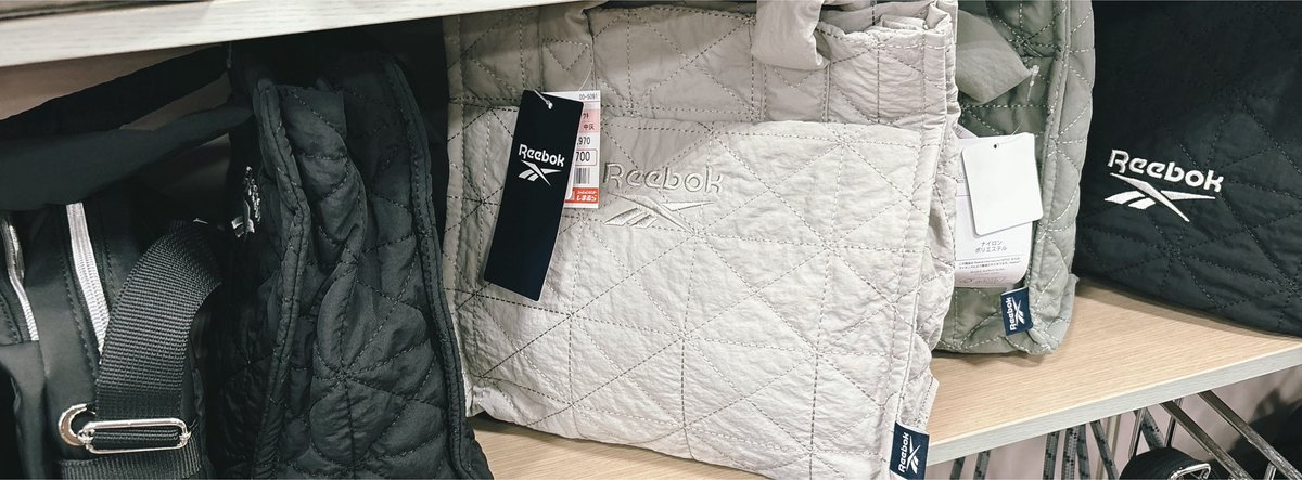 やっとしまむらに来た！
上は全てあったけども下はあ〜ちゃんのしか無かった😭
とりま揃ってる分だけ買う！
あとはバックをどれにするか悩み中💧