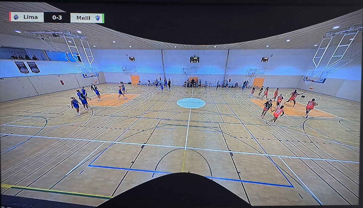Javi Gallardo (@utbet) on Twitter photo La nueva cámara automática del Virolai no sabe a dónde ir con tanto balón a la vez...
El <a href="/LimaHortaBasket/">Lima Horta Bàsquet</a> vs. <a href="/ClubSalle/">Melilla Ciudad del Deporte CD La Salle</a>, parado por problemas en la mesa tras un minuto de juego #LFChallenge
Espero que las melillenses no tengo el vuelo muy pronto 🙄 La nueva cámara automática del Virolai no sabe a dónde ir con tanto balón a la vez...
El <a href="/LimaHortaBasket/">Lima Horta Bàsquet</a> vs. <a href="/ClubSalle/">Melilla Ciudad del Deporte CD La Salle</a>, parado por problemas en la mesa tras un minuto de juego #LFChallenge
Espero que las melillenses no tengo el vuelo muy pronto 🙄