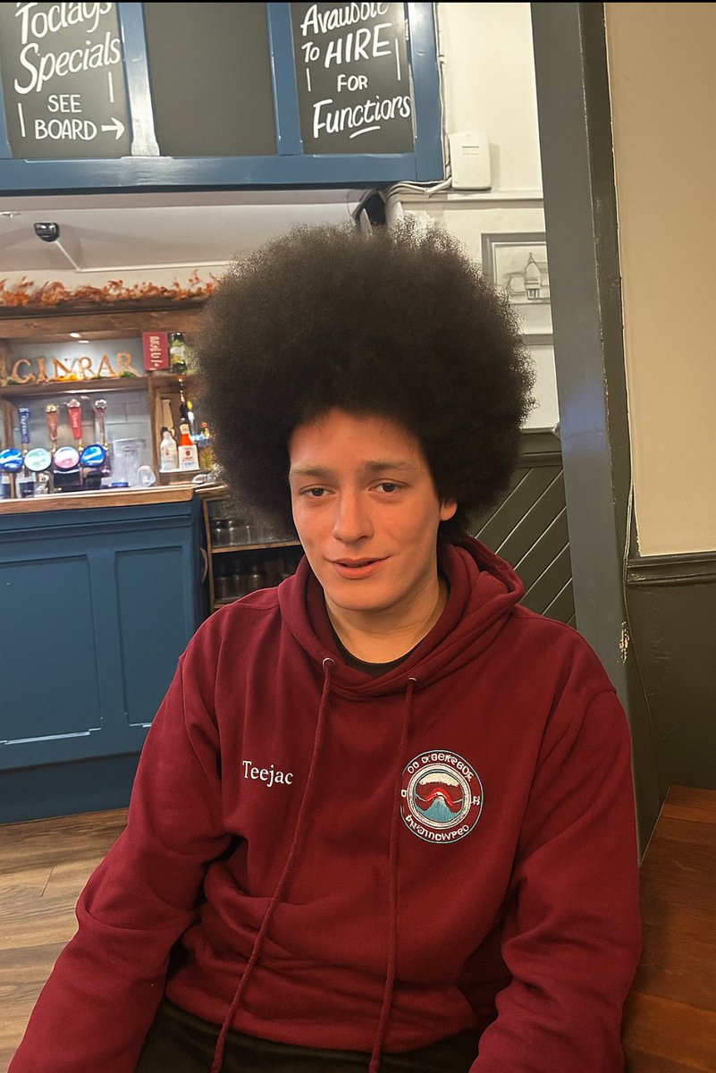 gareth_bach's tweet photo. Day 360 of not cutting my hair until Bontnewydd wins 5 games in a row https://t.co/n2BAsbFCX4
