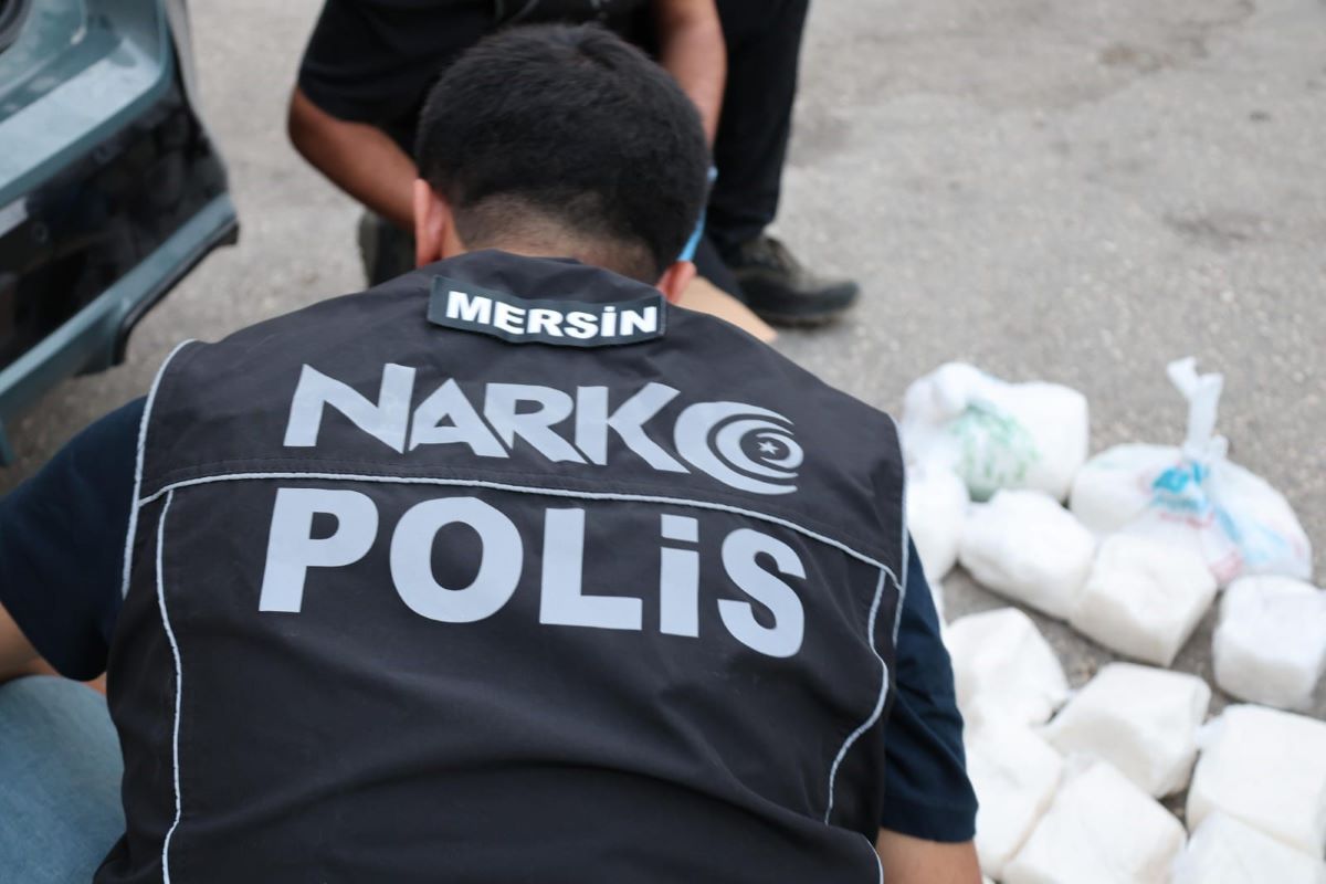 Mersin’de uyuşturucu operasyonu | Mersin Post mersinpost.com.tr/haber/13362/me… #Mersinpostcomtr #Mersinpost #Sondakika #Mersin #Toroslar #Akdeniz #Tarsus #Çamlıyayla #Yenişehir #Mezitli #Erdemli #Silifke #Mut #Gülnar #Aydıncık #Bozyazı #Anamur
#polis #asayiş #operasyon