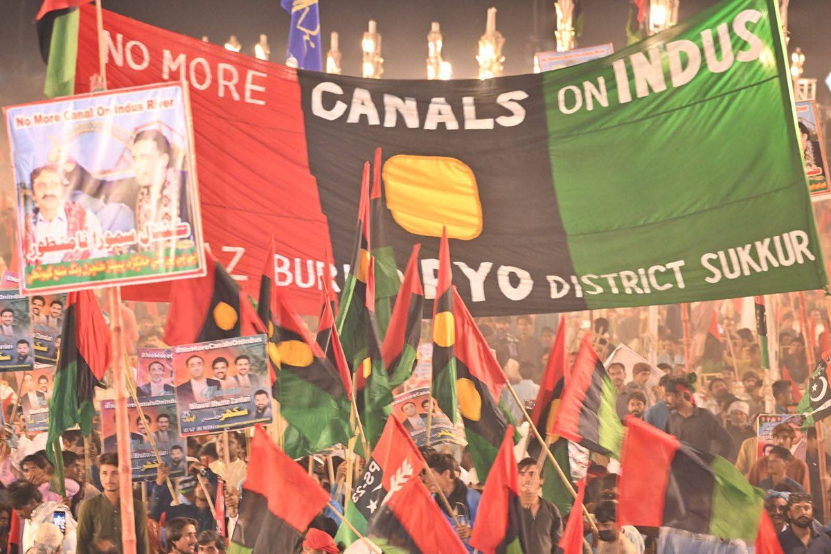 SyedTanzemTShah's tweet image. We request the leadership to appoint @AyazBuriroPPP as President PYO Sindh. 🌟 His dedication and vision for youth make him the most deserving choice. #AyazBuriro #PYO 
@BBhuttoZardari @AseefaBZ @BakhtawarBZ @MediaCellPPP