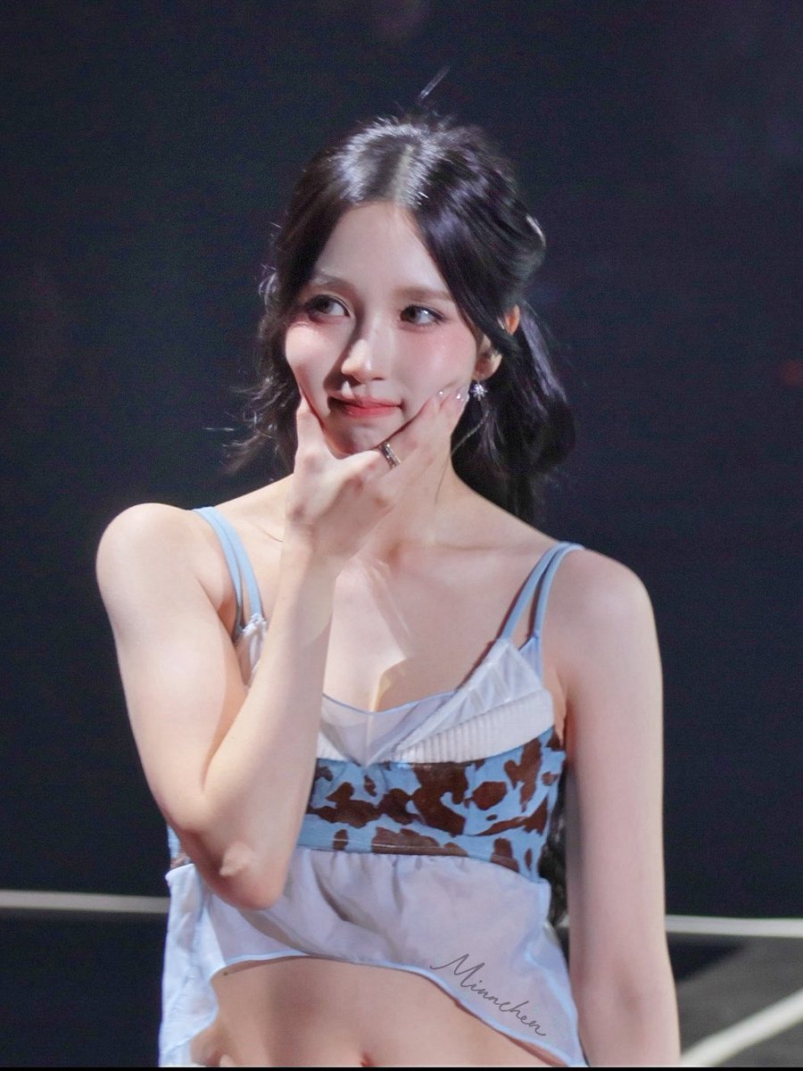 kay | blonde Mina worshipper tweet media
