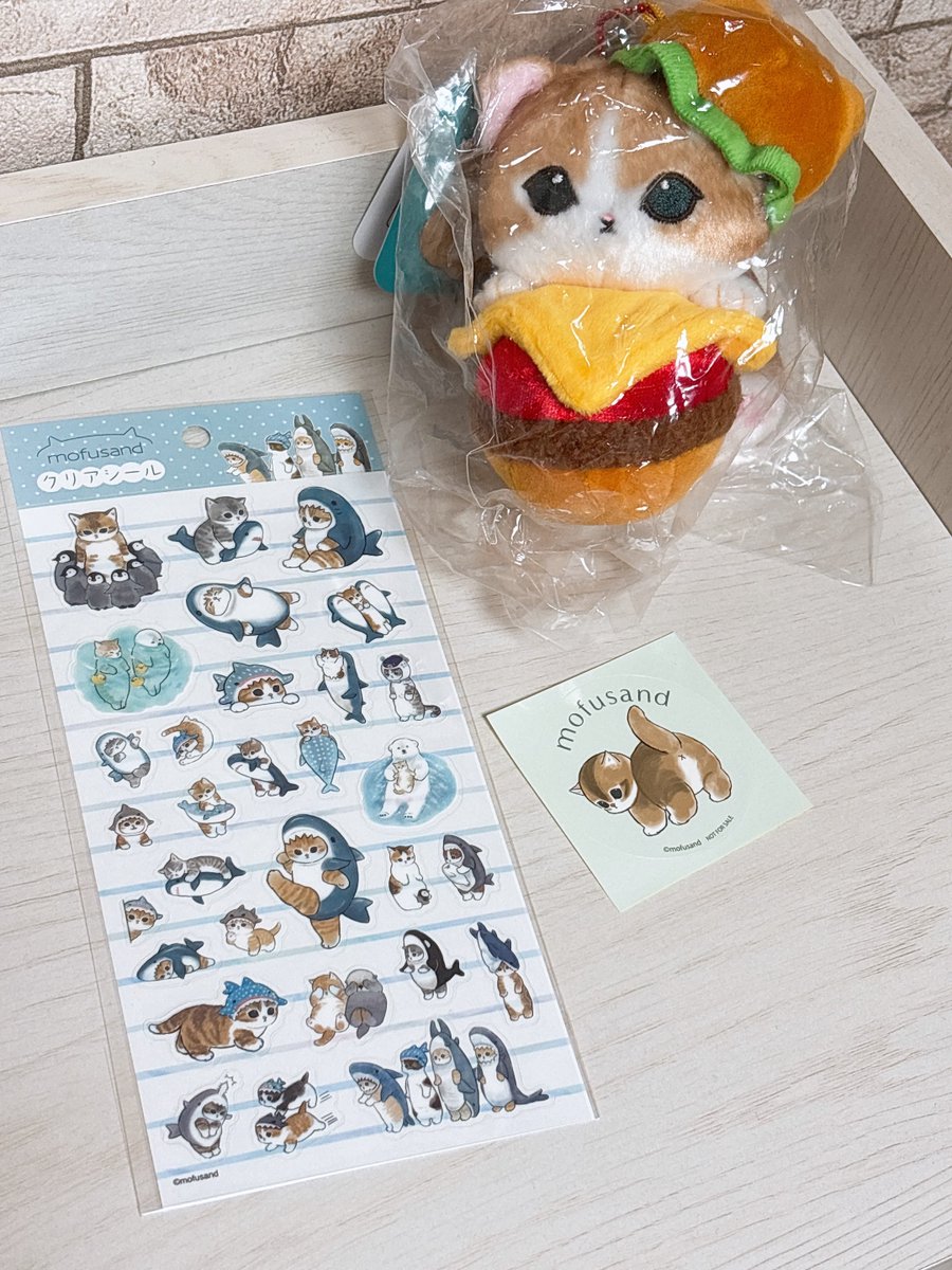 行ってきたー♡ もこもこのサメにゃんとエビにゃんがかわいかった