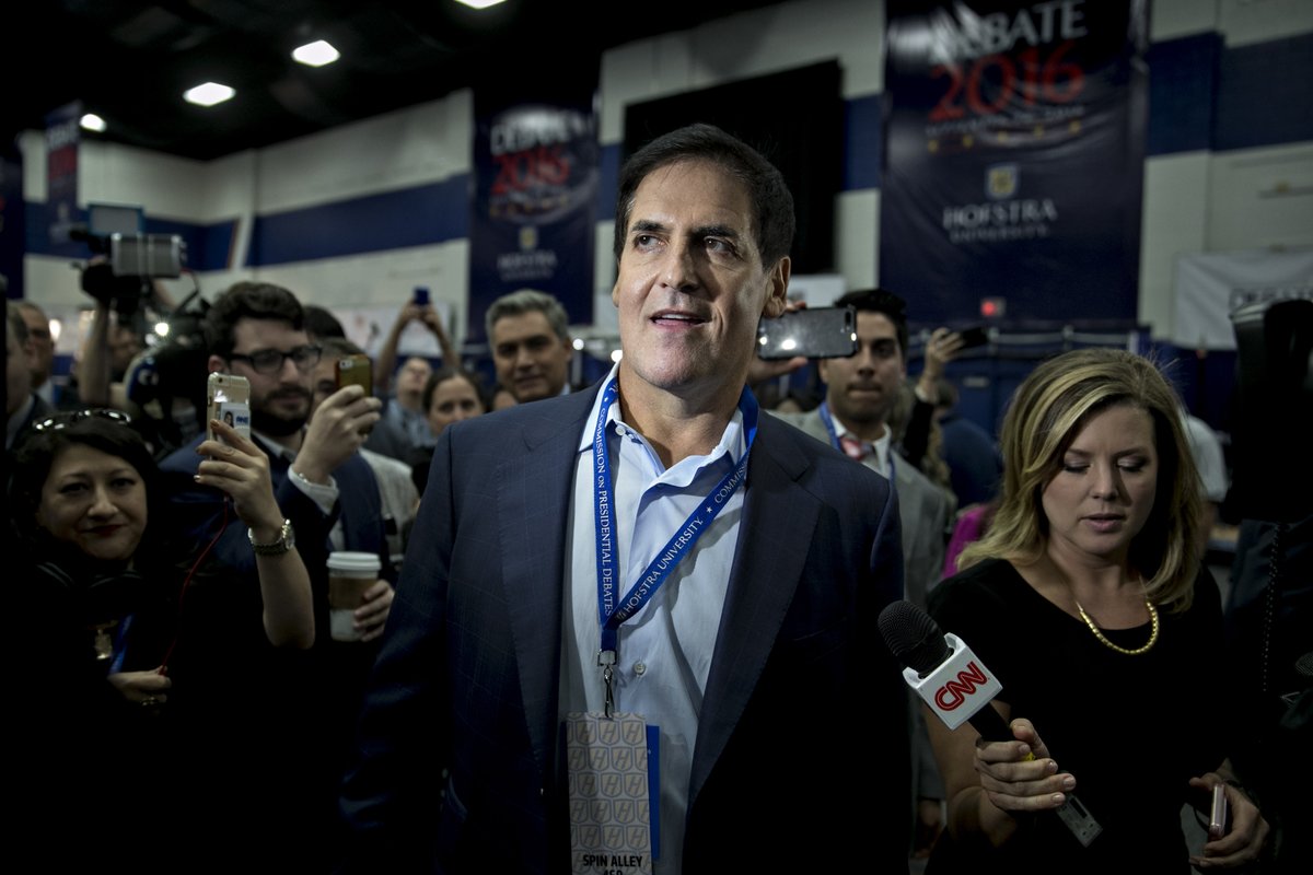 Novi obraz demokratov
Mark Cuban - športni mogotec, vplivnež, medijska osebnost, zdravstveni reformator in diametralno nasprotje Trumpa, ni mogel rešiti Dončića. Ali lahko reši
Ameriko? STR. 32

revijaglobal.si/naroci
trgovina.mladina.si/global